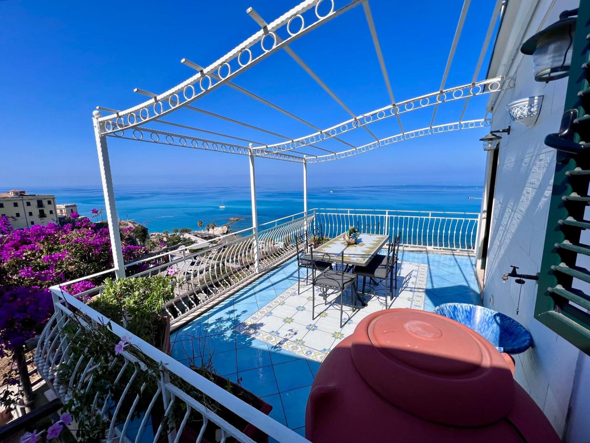 Bella Tropea Suite Eksteriør billede
