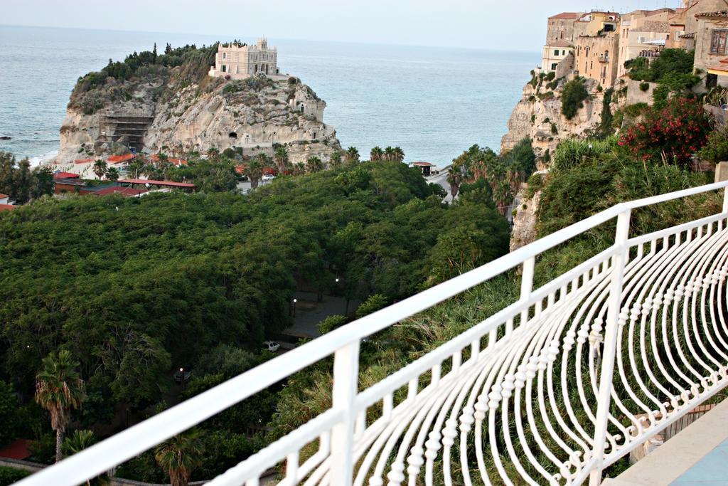 Bella Tropea Suite Værelse billede